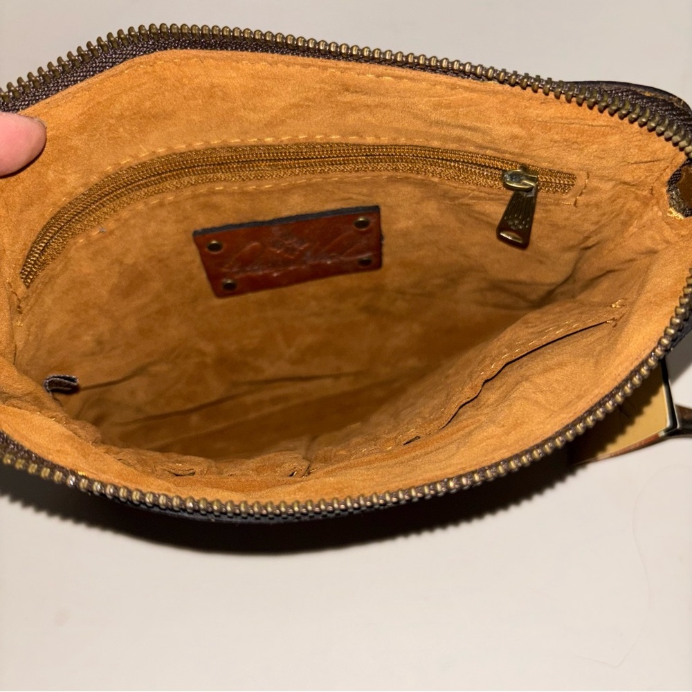 Patricia Nash Cassini Cognac Vintage Distressed Leather Wristlet Clutch Top Zip - Picture 4 of 6